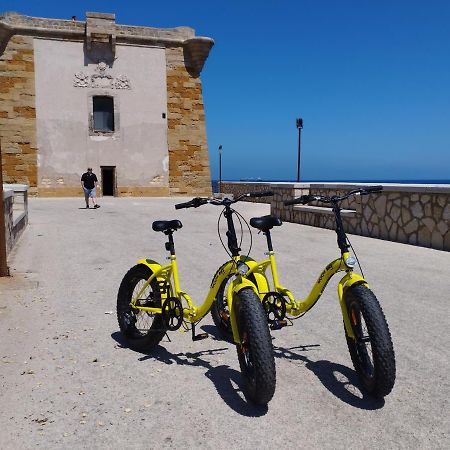 Giallocorallo - Casa Vacanze Trapani Daire Dış mekan fotoğraf